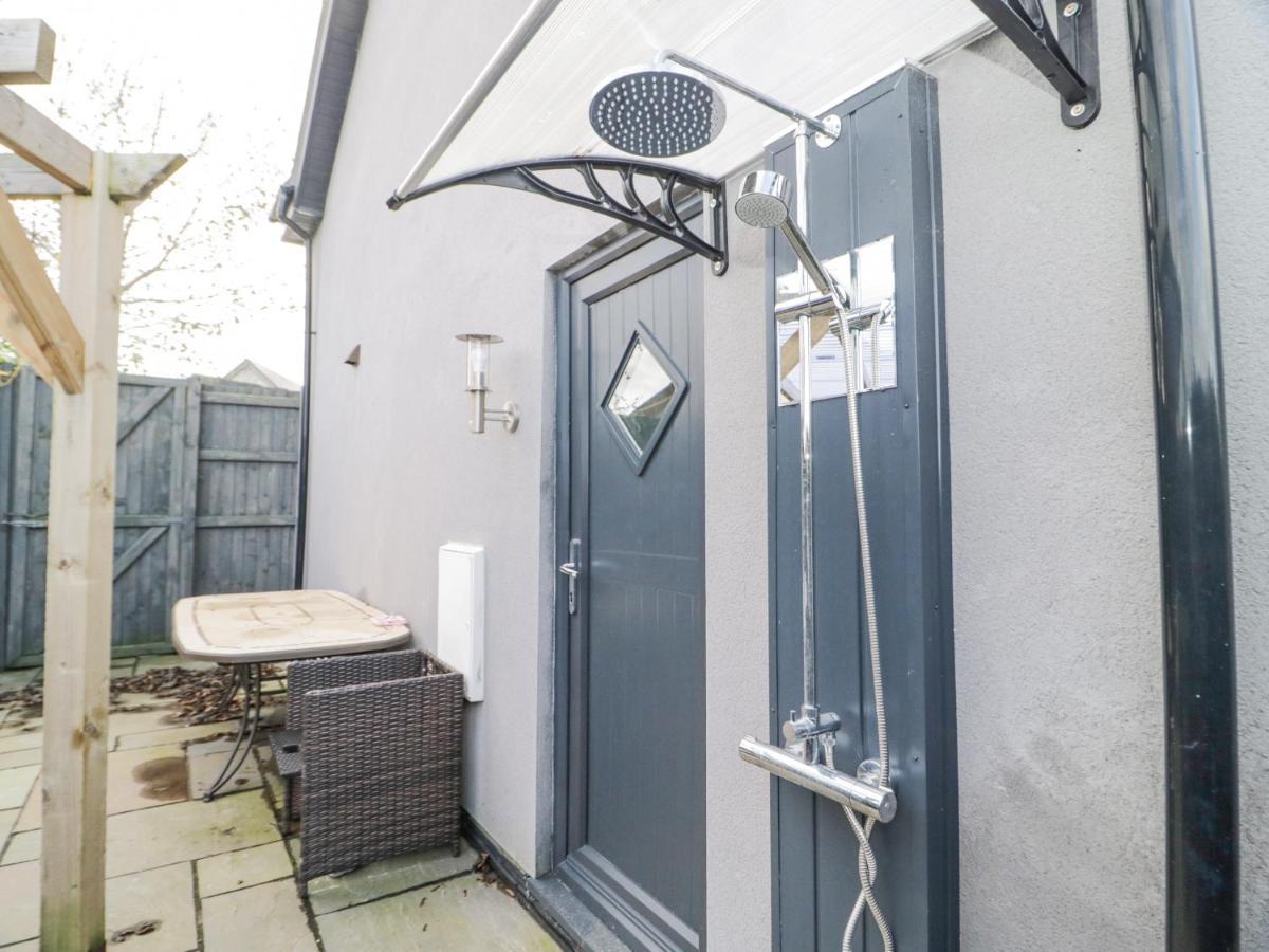 Hunters Cottage Benllech Buitenkant foto